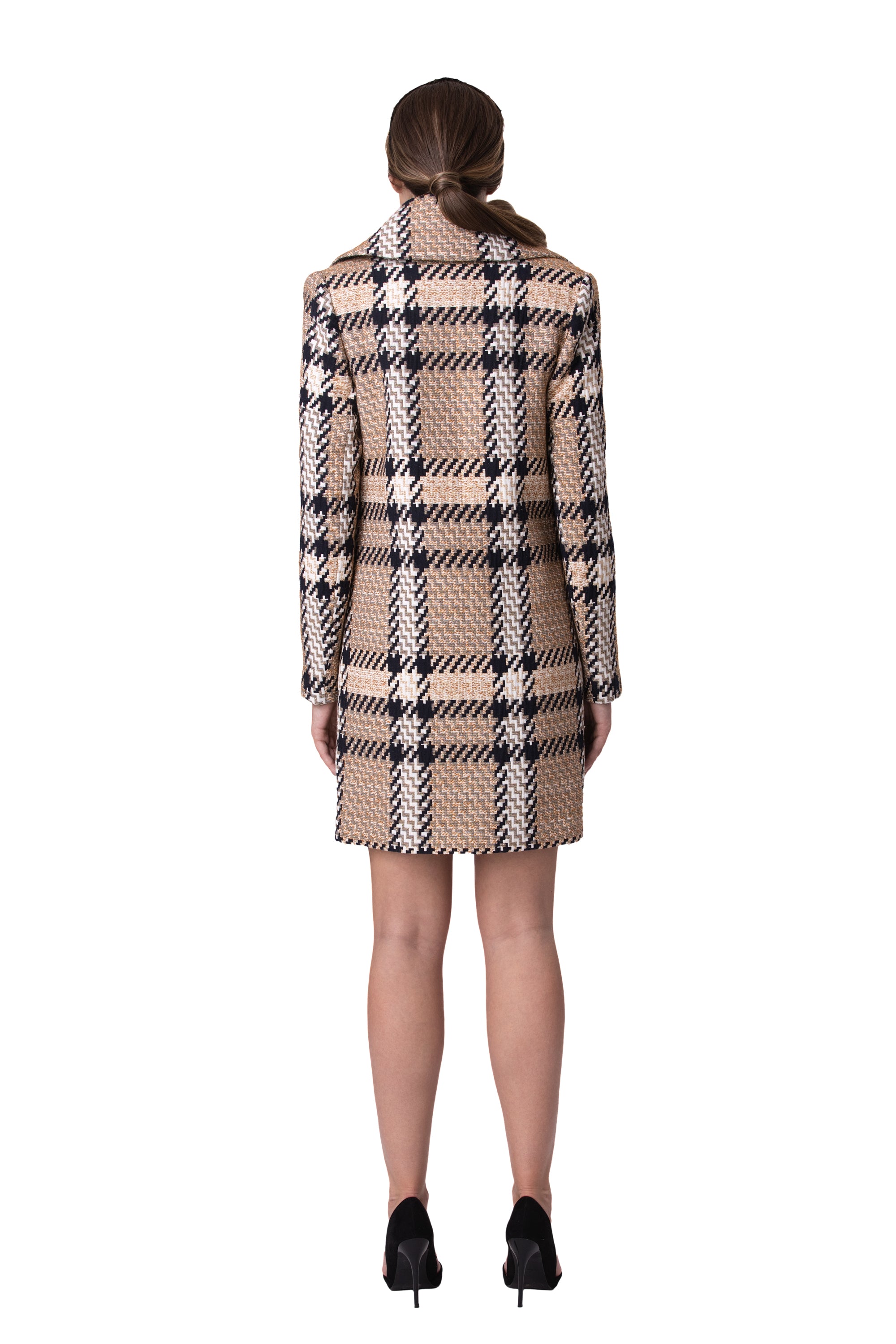 Chic Checkered Coat with Gold Lamé