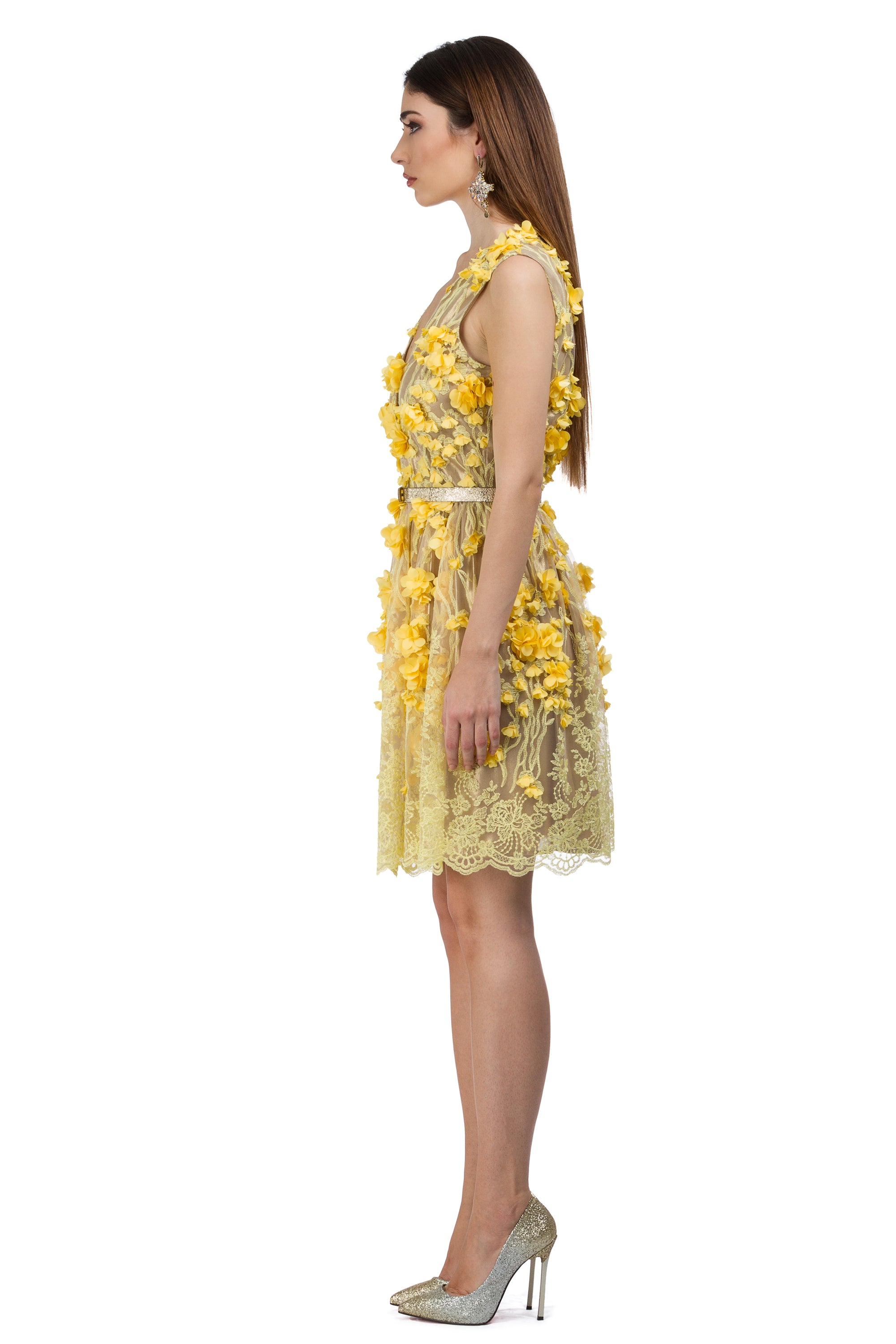 Yellow dress with 3D floral elements