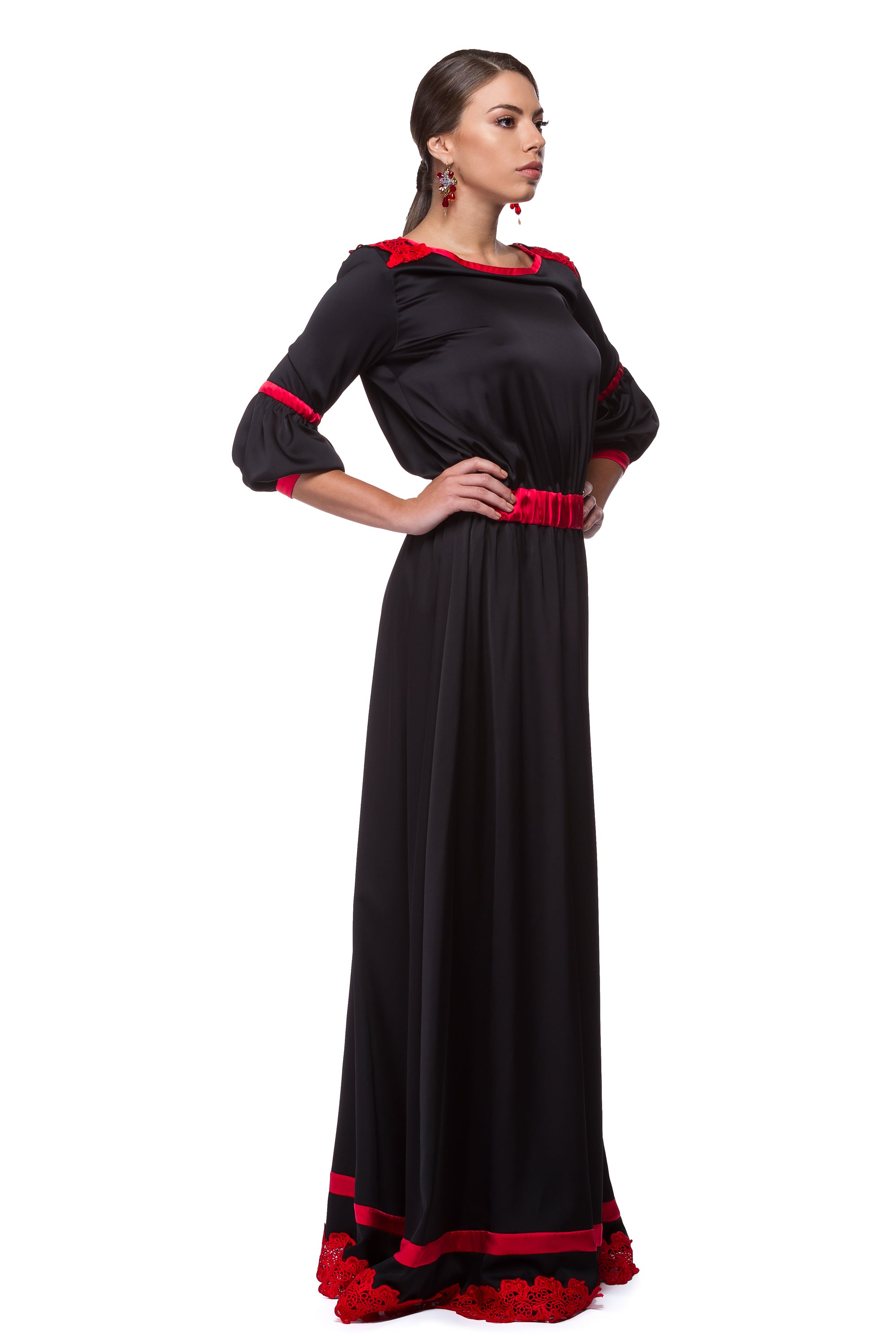 Long black dress with silk details and Brussels lace WDR-0002